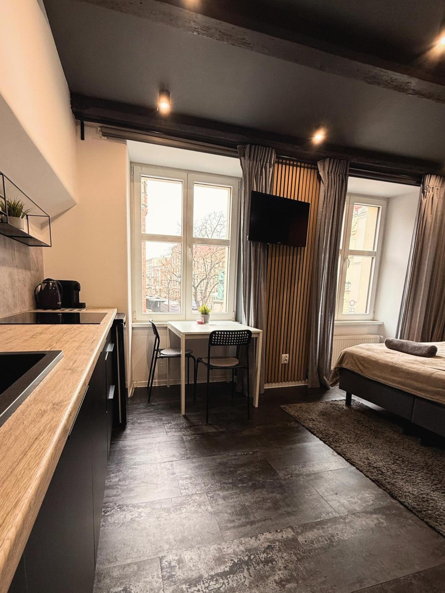 Apartament Z Widokiem Na Pomnik Kopernika - Rynek Staromiejski Stary Toruń Extérieur photo